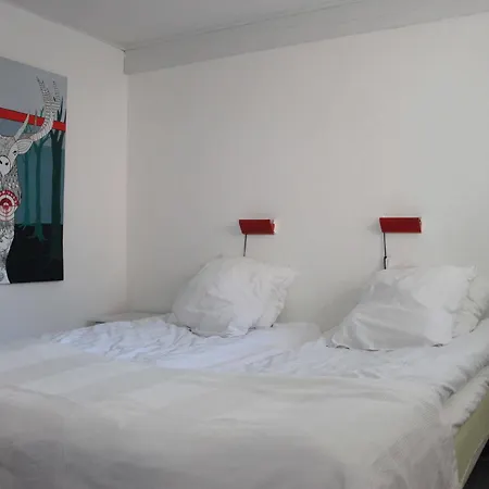 Guest house Sandbogaard 2*