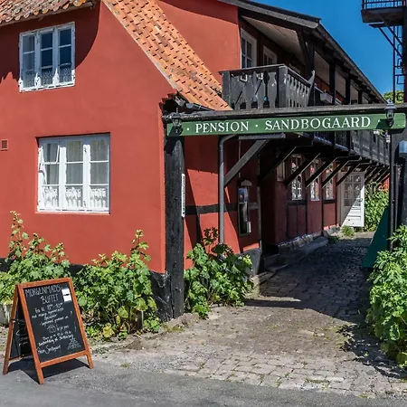 Sandbogaard בית הארחה 2*